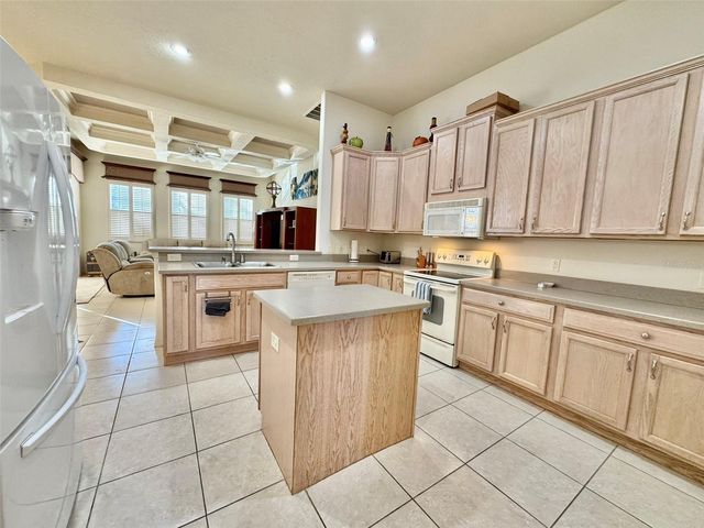 56 S NEEDLES POINT, Inverness, FL 34453