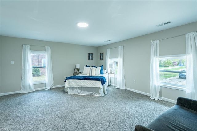 208 Old DR, Chesapeake, VA 23322