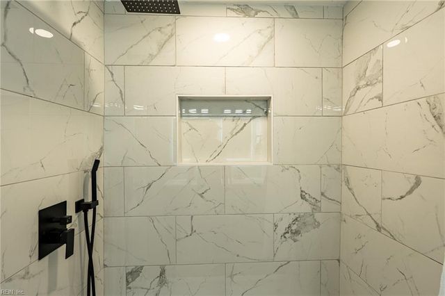 208 Old DR, Chesapeake, VA 23322