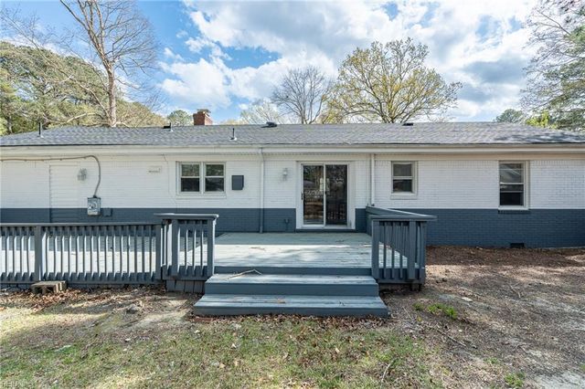 208 Old DR, Chesapeake, VA 23322