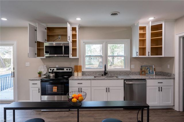 208 Old DR, Chesapeake, VA 23322