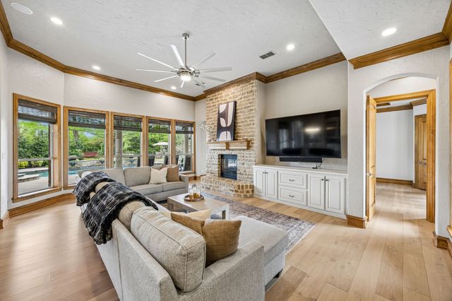 1420 Laurel Lane, Southlake, TX 76092