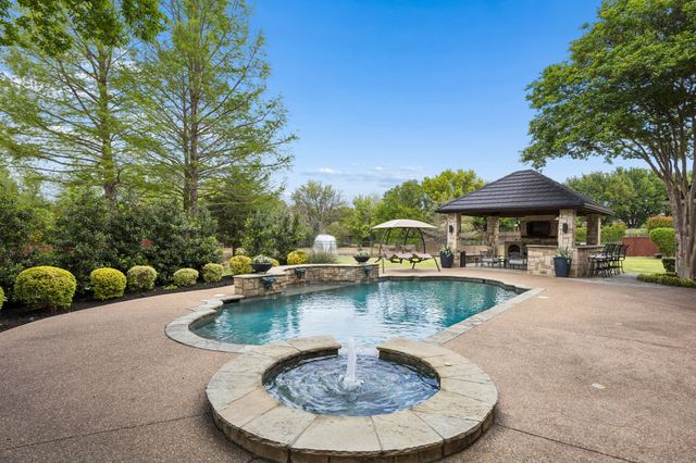 1420 Laurel Lane, Southlake, TX 76092