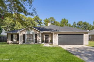 3308 N 5th Street, Ocean Springs, MS 39564