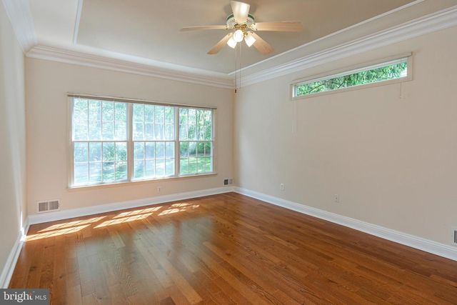 27 BETHPAGE DR, Skillman, NJ 08558