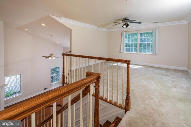 27 BETHPAGE DR, Skillman, NJ 08558