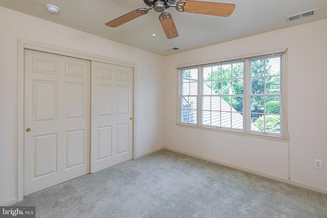 27 BETHPAGE DR, Skillman, NJ 08558