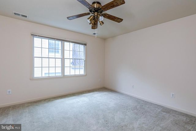 27 BETHPAGE DR, Skillman, NJ 08558