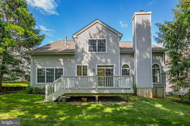 27 BETHPAGE DR, Skillman, NJ 08558