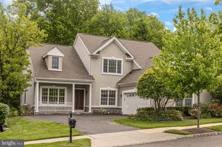 27 BETHPAGE DR, Skillman, NJ 08558