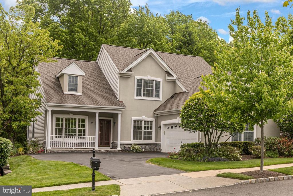 27 BETHPAGE DR, Skillman, NJ 08558