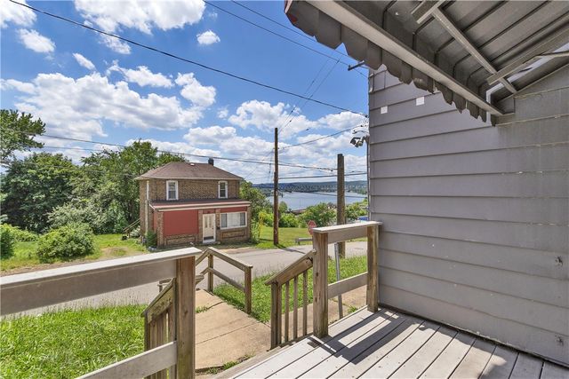802 Spruce St, East Rochester, PA 15074