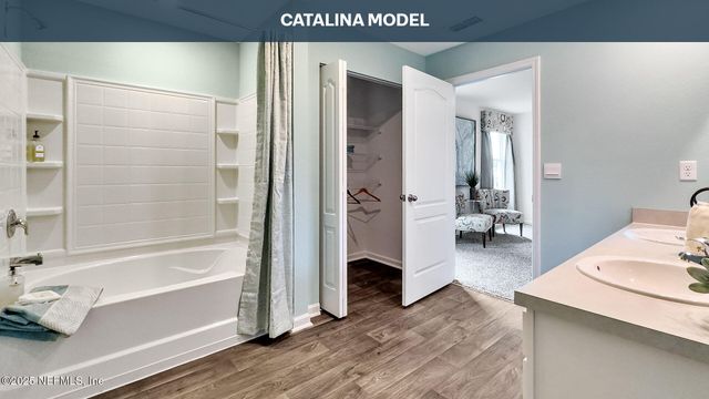 5568 HOLLOW BIRCH Drive, Jacksonville, FL 32219