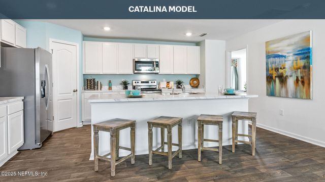 5568 HOLLOW BIRCH Drive, Jacksonville, FL 32219