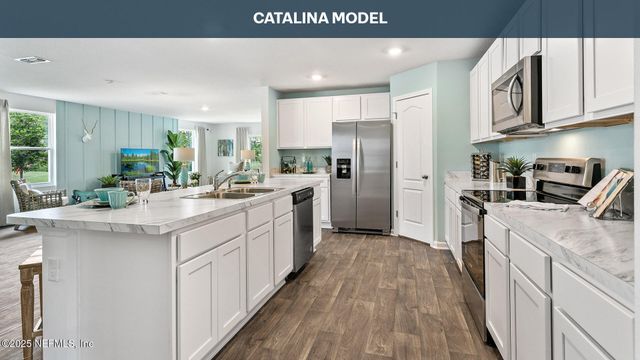 5568 HOLLOW BIRCH Drive, Jacksonville, FL 32219