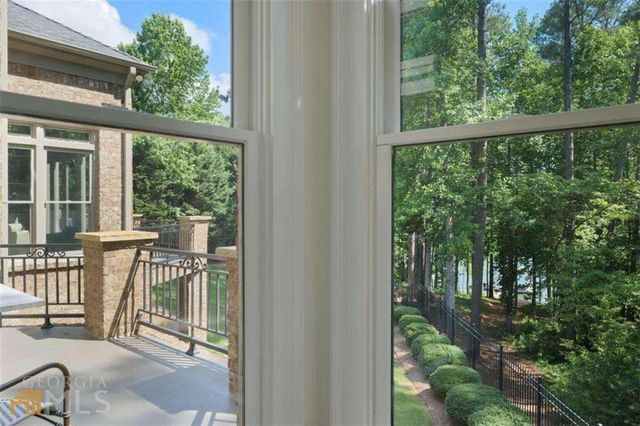 1605 Lockridge Drive, Cumming, GA 30041