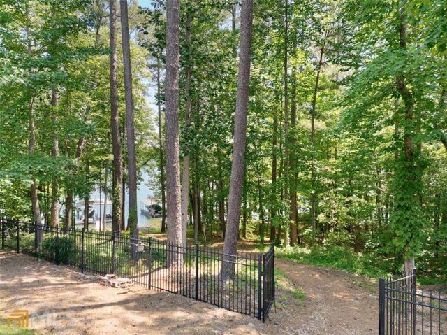 1605 Lockridge Drive, Cumming, GA 30041