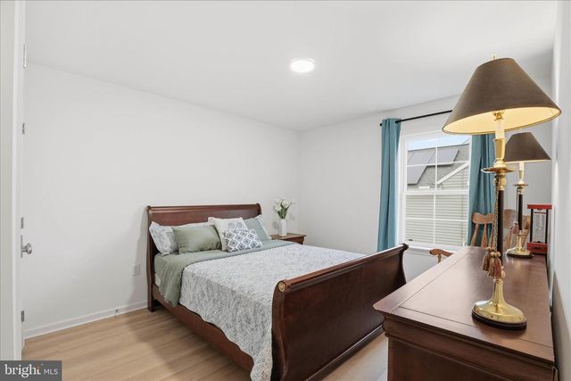 1624 FOUNTAIN ROCK DR, Dover, PA 17315