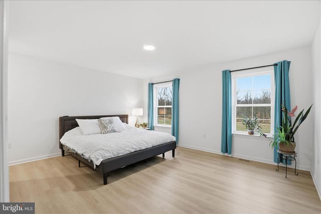 1624 FOUNTAIN ROCK DR, Dover, PA 17315