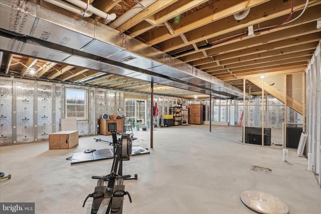 1624 FOUNTAIN ROCK DR, Dover, PA 17315