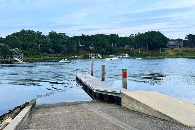 205 Highbank Rd, Yarmouth, MA 02664