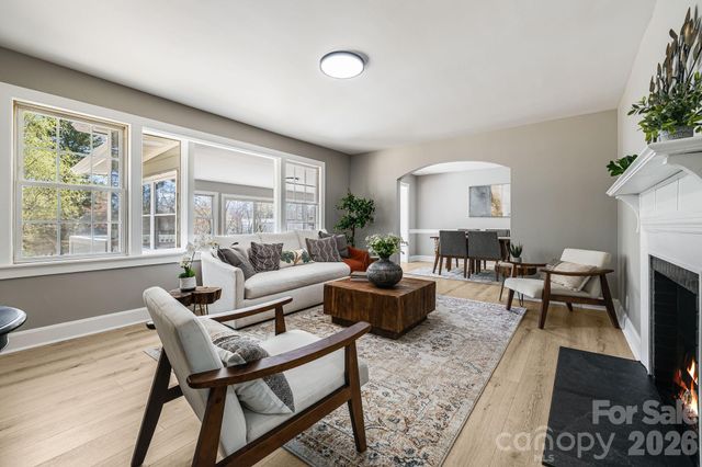 107 Balsam Road, Hendersonville, NC 28792