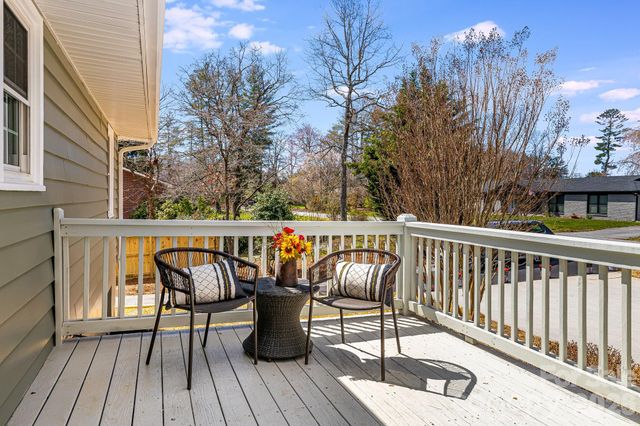 107 Balsam Road, Hendersonville, NC 28792