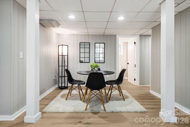 107 Balsam Road, Hendersonville, NC 28792