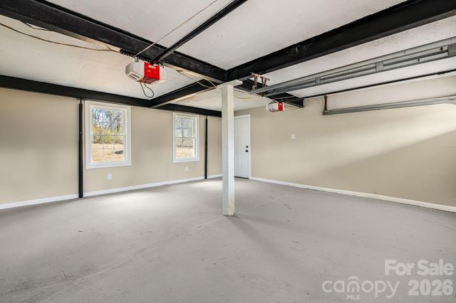 107 Balsam Road, Hendersonville, NC 28792