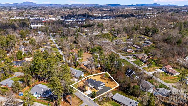 107 Balsam Road, Hendersonville, NC 28792