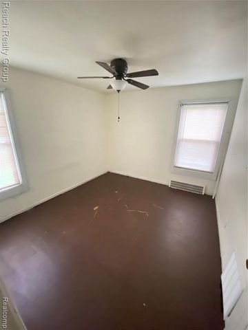 8316 Brace Street, Detroit, MI 48228