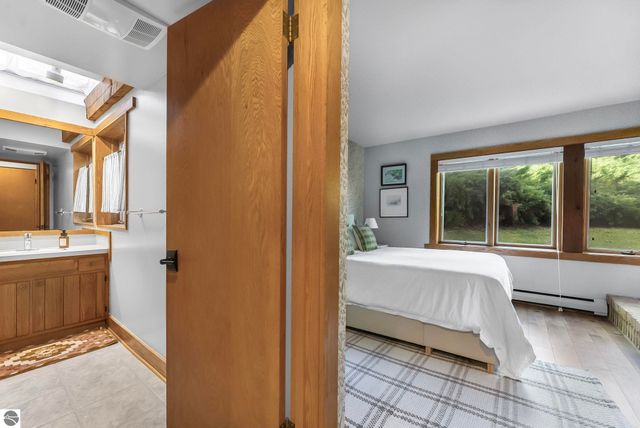 236 N Front Street, Suttons Bay, MI 49682