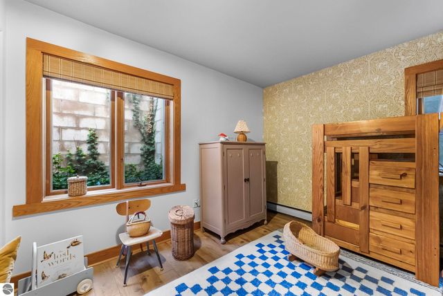 236 N Front Street, Suttons Bay, MI 49682