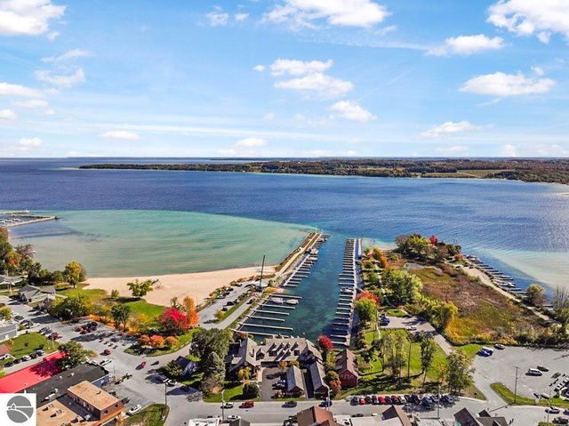 236 N Front Street, Suttons Bay, MI 49682