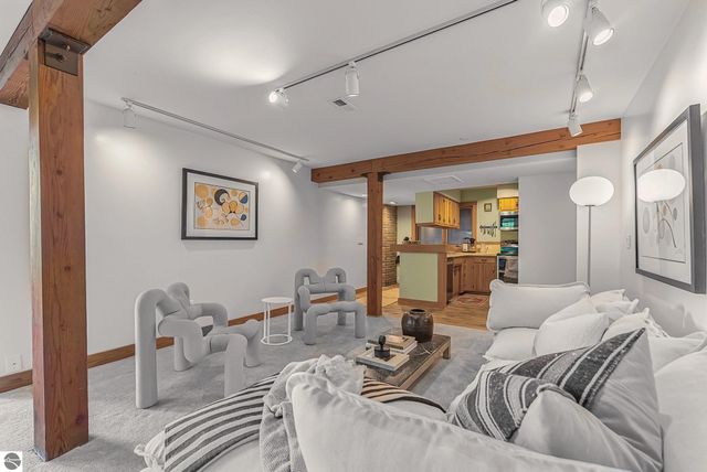 236 N Front Street, Suttons Bay, MI 49682