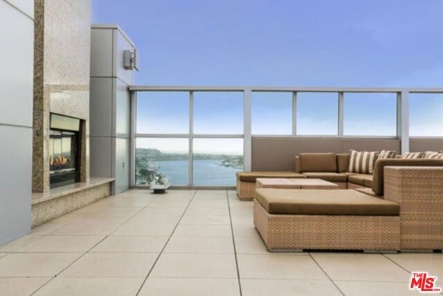 13700 Marina Pointe Drive 618, Marina Del Rey, CA 90292