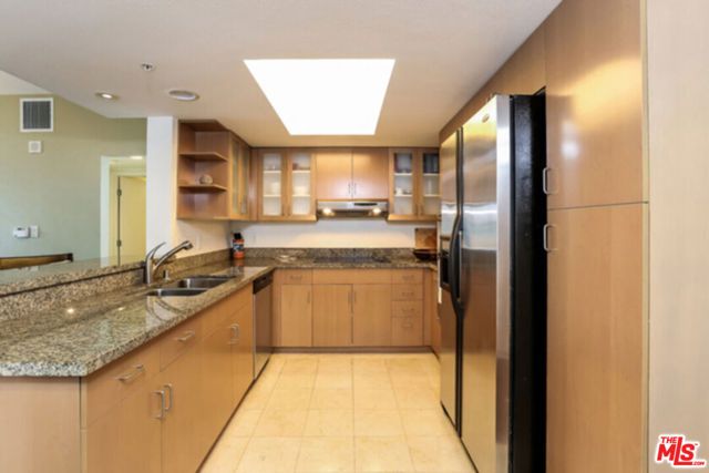 13700 Marina Pointe Drive 618, Marina Del Rey, CA 90292