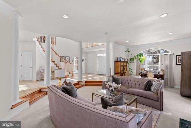 42037 HEATERS ISLAND CT, Leesburg, VA 20176