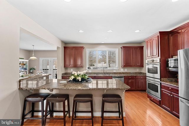 42037 HEATERS ISLAND CT, Leesburg, VA 20176