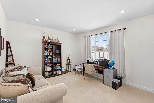 42037 HEATERS ISLAND CT, Leesburg, VA 20176