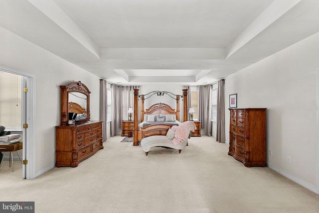 42037 HEATERS ISLAND CT, Leesburg, VA 20176