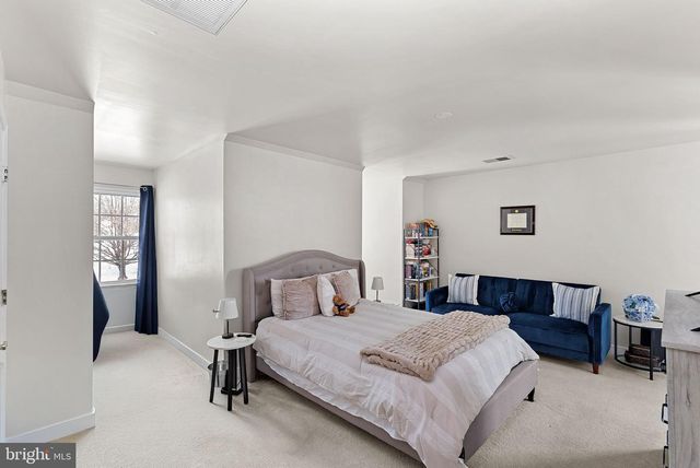 42037 HEATERS ISLAND CT, Leesburg, VA 20176