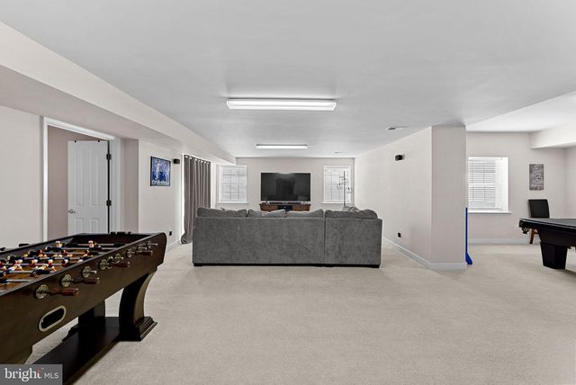 42037 HEATERS ISLAND CT, Leesburg, VA 20176