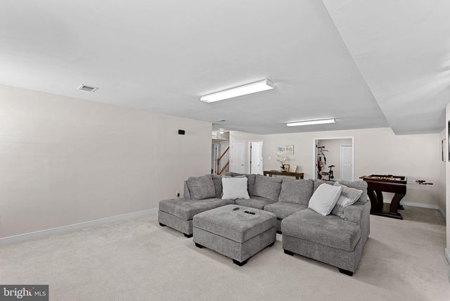 42037 HEATERS ISLAND CT, Leesburg, VA 20176