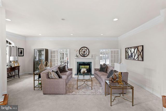 42037 HEATERS ISLAND CT, Leesburg, VA 20176