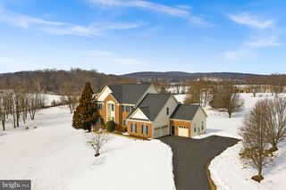 42037 HEATERS ISLAND CT, Leesburg, VA 20176