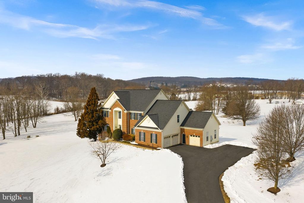 42037 HEATERS ISLAND CT, Leesburg, VA 20176