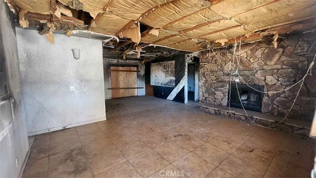 22330 Miramot Road, Apple Valley, CA 92308