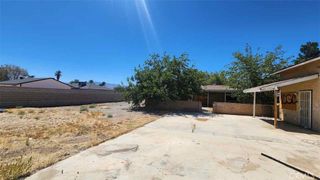 22330 Miramot Road, Apple Valley, CA 92308