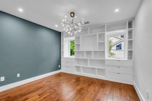 54 Sky Terrace Place, The Woodlands, TX 77381